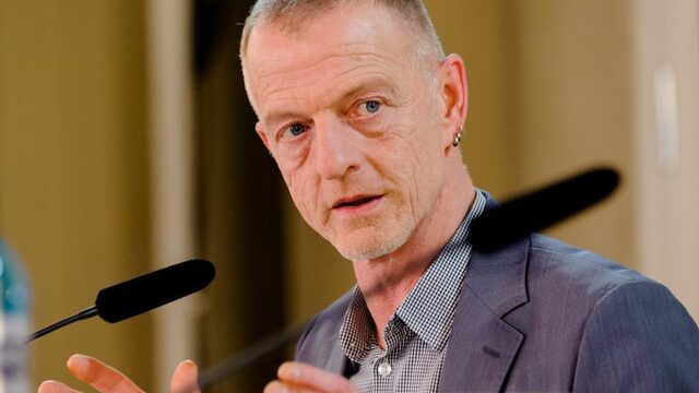 Gerbrand Bakker: 'Ik was bezig van seconde op seconde de dag door te komen'