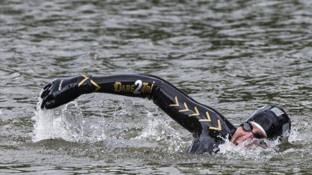 Sponsorrecreanten mogen niet meezwemmen met Elfstedentocht Van der Weijden