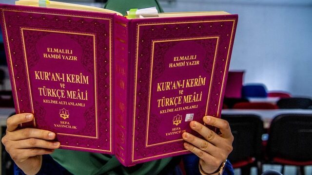 'Maak onderwijs voor kinderen tot hun achttiende religievrij'