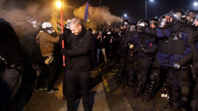 Protesten in Boedapest tegen 'slavenwet' houden aan