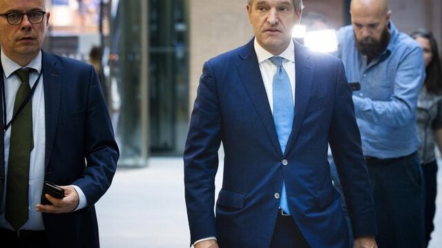 Buma: In een flits schakelen na Engels sms'je Polman