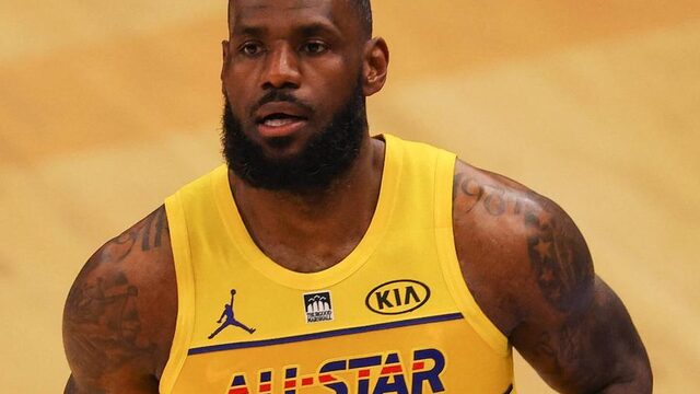Basketballer James wordt mede-eigenaar van honkbalclub Boston Red Sox