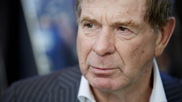 Frits Barend: 'Stuitend dat orthodoxe joden alleen staan te bidden'