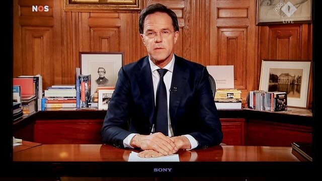 Viroloog Koopmans: '50 tot 60 procent van de bevolking nodig voor groepsimmuniteit'