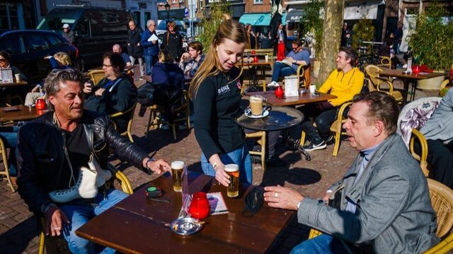 Horecaondernemers zien betalen voor sneltesten niet zitten: 'Drempel wordt te hoog'
