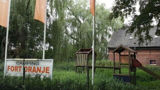 5 vragen over 'familiecamping' Fort Oranje