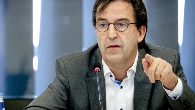 Vaccineren op 8 januari? Gommers en Koopmans geloven het wel