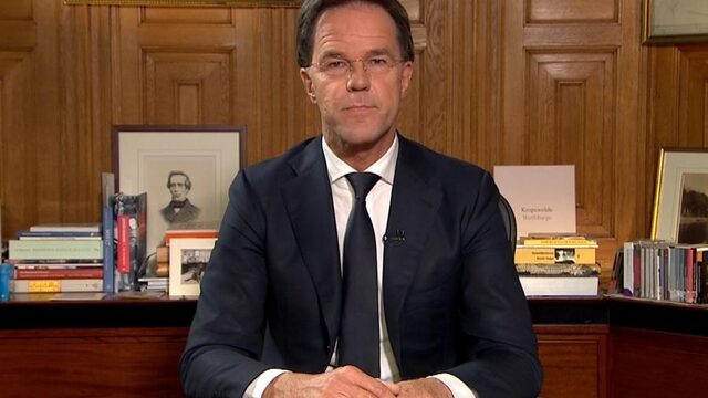 Hoe Rutte's toespraak verschilde van die van Merkel en Macron