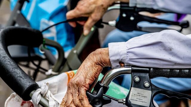 'Angst voor opengooien verpleeghuizen volstrekt irreëel'