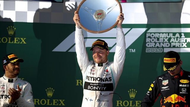 Verstappen in eerste race direct op het podium