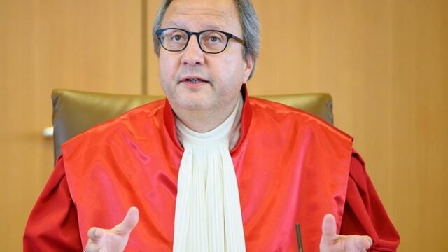 Komen er scheuren in de macht van het Europese rechtssysteem?