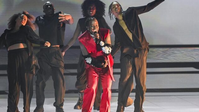 Zweedse Songfestival-inzending Tusse beantwoordt racisme met liefde
