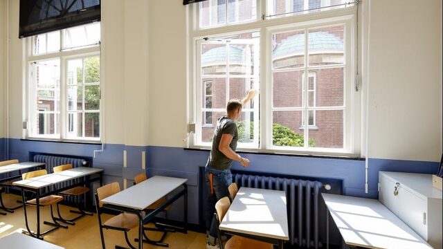 VO-Raad: 'OMT-lid Illy zorgt met uitspraak over meter afstand tussen leerlingen voor verwarring'