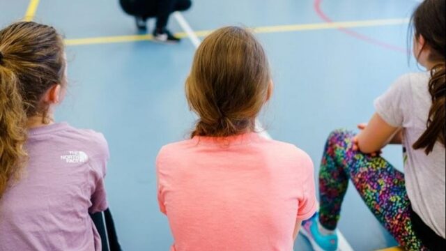 Hoe praat je met kinderen over corona?