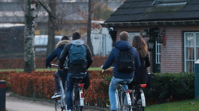 20 kilometer naar school fietsen wordt de realiteit in krimpgebieden