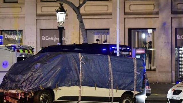 Klopjacht op dader Barcelona; aanslag zou werk zijn van cel van acht