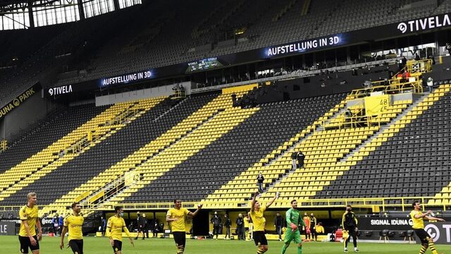 Oplossingen voor een leeg voetbalstadion: start de geluidsband!