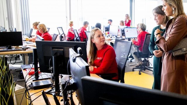 Werken bij zelfmoordpreventielijn: 'De paniek in zijn stem, horen hoe eenzaam hij was'