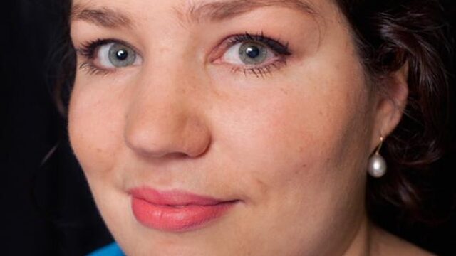 Floor Rieder maakte een 'harmonica van huizen' voor de Kinderboekenweek