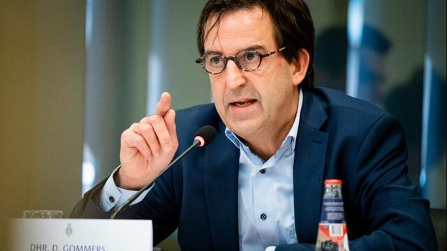 Gommers in Virusfeiten: 'Druk op IC’s is lager dan in de eerste golf'