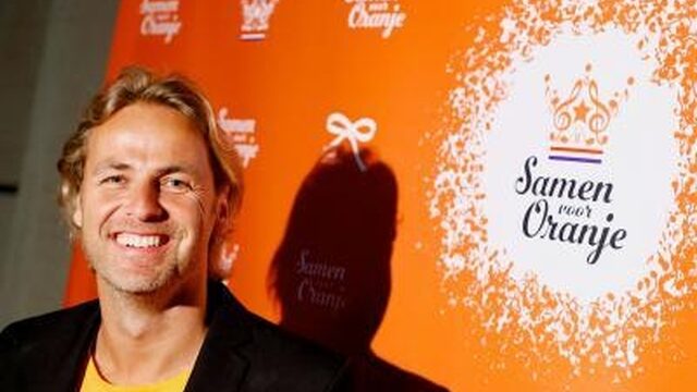 Deze Dag Toen: John Ewbank trekt het Koningslied terug