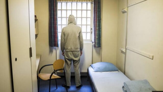 Ex-gevangene: 'In het weekend ga je niet 'even' solliciteren'