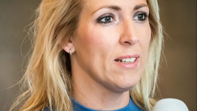Klappen voor de zorg, maar géén extra geld? 'Klap in het gezicht'