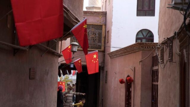 Nederlander ontdekt Chinees datalek: 2,5 miljoen burgers onder surveillance in Xinjiang