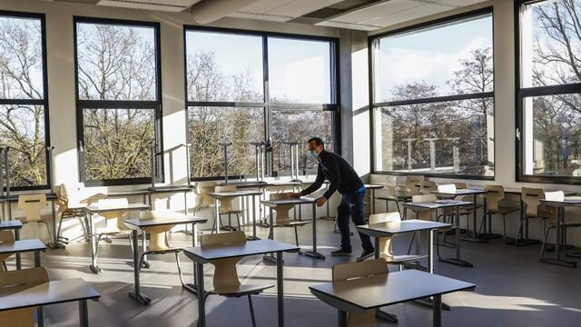 Stand.nl: Middelbare scholen moeten hoe dan ook weer open