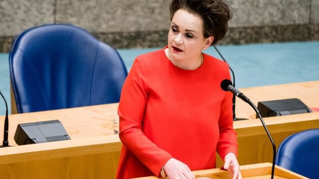 Financiën doet aangifte tegen eigen Belastingdienst in toeslagenaffaire