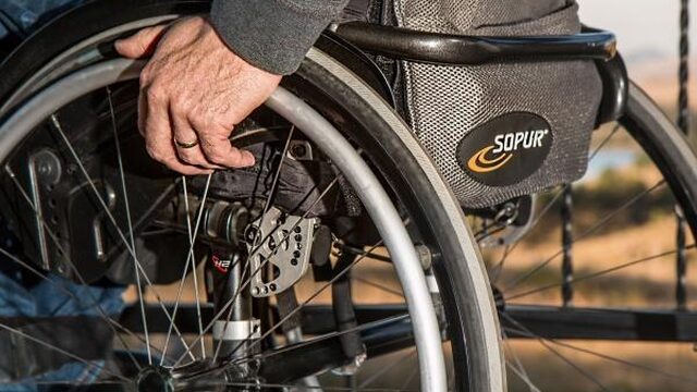 Welke problemen ervaar je met een rolstoel of rollator op vakantie?