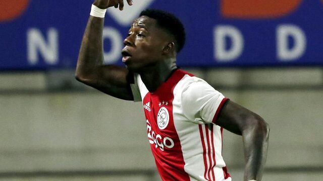 Ajax alleen aan kop in eredivisie, PSV verliest hoofd in Utrecht
