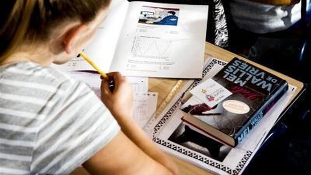 Wie heeft het beste voor met de leerling: ouders of leraren?