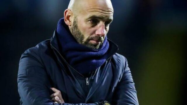 'NAC moet nu een truc uithalen; haal Beenhakker als nieuwe coach'