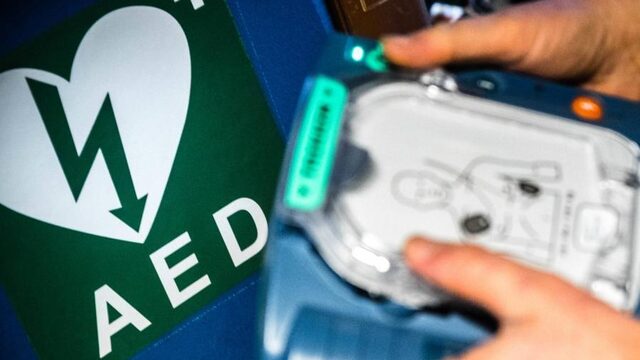 Defibrillator volgend jaar op elk treinstation