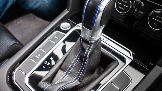 Handgeschakelde auto of automaat? De voor- en nadelen op een rij