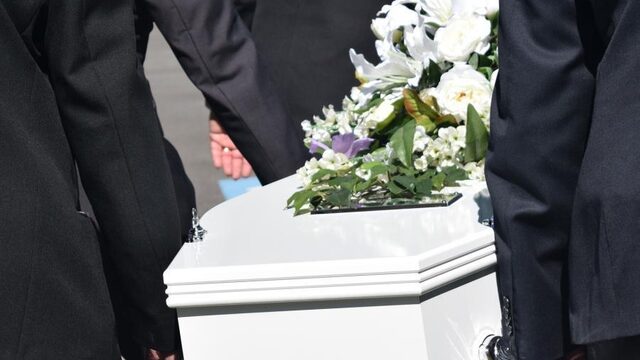 Kinderen krijgen seksuele voorlichting op school, maar waarom dan ook geen doodsvoorlichting?