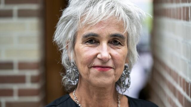 Viroloog Koopmans maakt zich nog geen zorgen over vaccin na mutatie