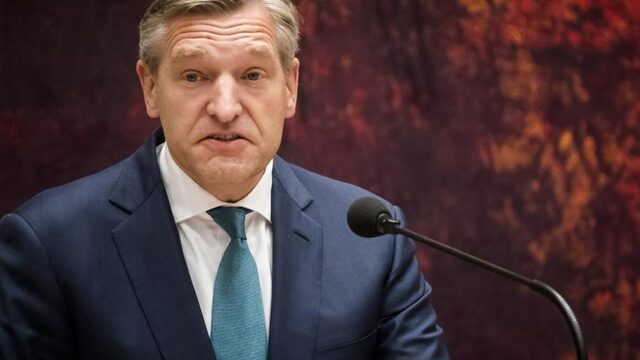 Buma (CDA) wil groot onderzoek bevolkingsgroei: ‘Geboortecijfer daalt, migratie stijgt’