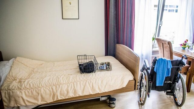 Zorg in kleine woonvormen ouderen niet altijd goed geregeld