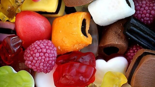 TrendingVandaag: Hoe kom je van je suikerverslaving af?