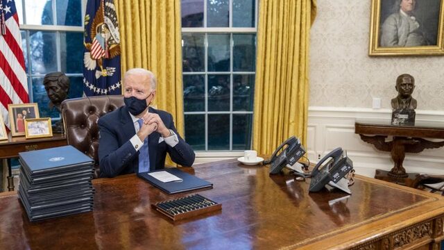 Met wie belt Biden het eerst?