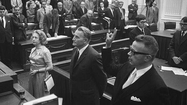 'De informatiehuishouding van de regering is een puinhoop'