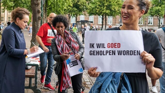 'In toeslagenaffaire is meer geld uitbetaald aan consultants dan aan ouders om wie het gaat'