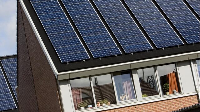 Mag je zelf zonnepanelen plaatsen op je huurhuis?