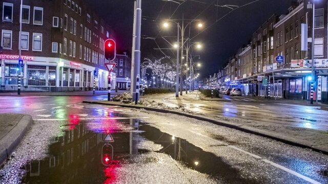 'Avondklok 3 weken langer, scholen deels open, kappers mogen aan de slag'