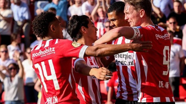 Overwinning PSV mede dankzij publiekslieveling Guti