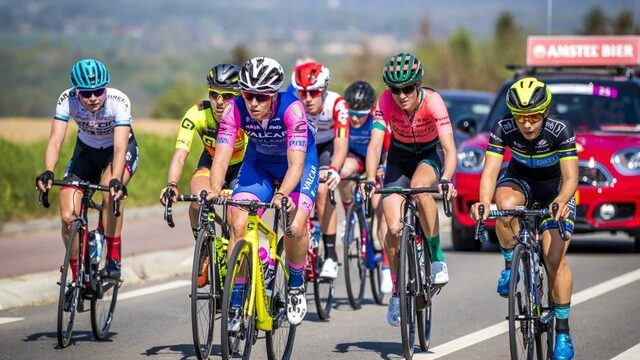 Niewiadoma wint vrouwenkoers Amstel Gold Race