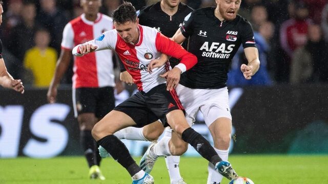 Volg de topper tussen Feyenoord en AZ live op NPO Radio 1