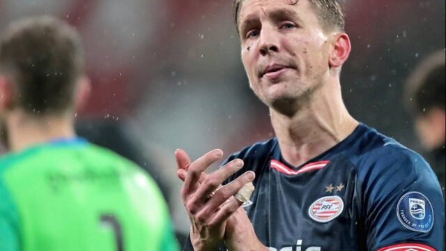 Vandaag op NPO Radio 1: De kraker tussen PSV en Feyenoord
